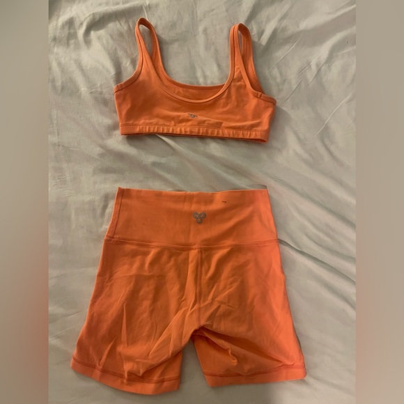 TNA workout set - Picture 1 of 3